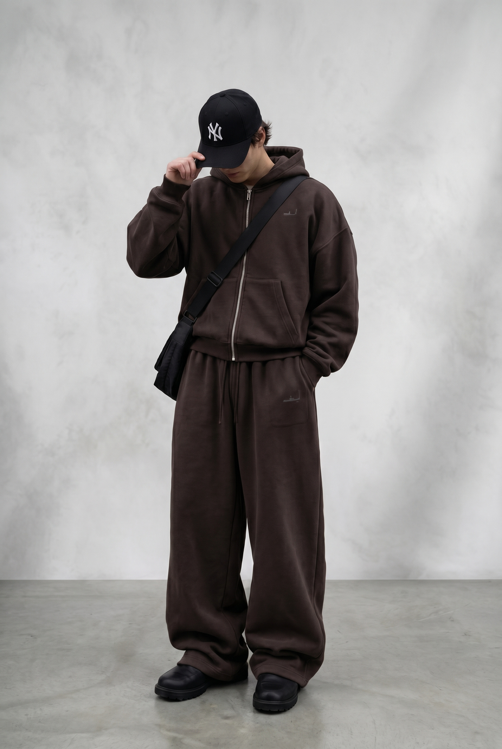 leafs Zip-Up Boxy Hoodie ( hoodie only)