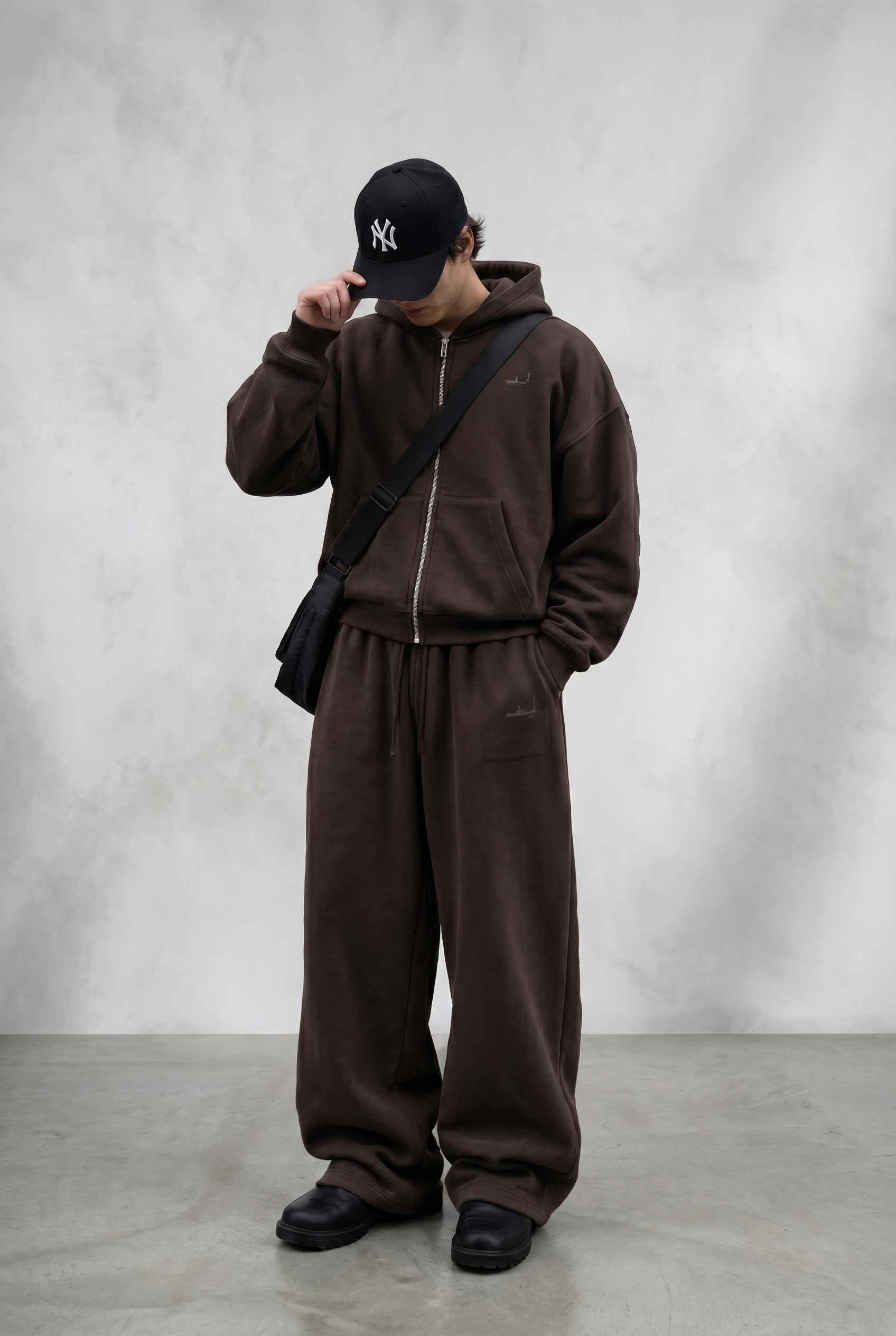 leafs Zip-Up Boxy Hoodie ( hoodie only)